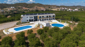 Orange Grove Residence